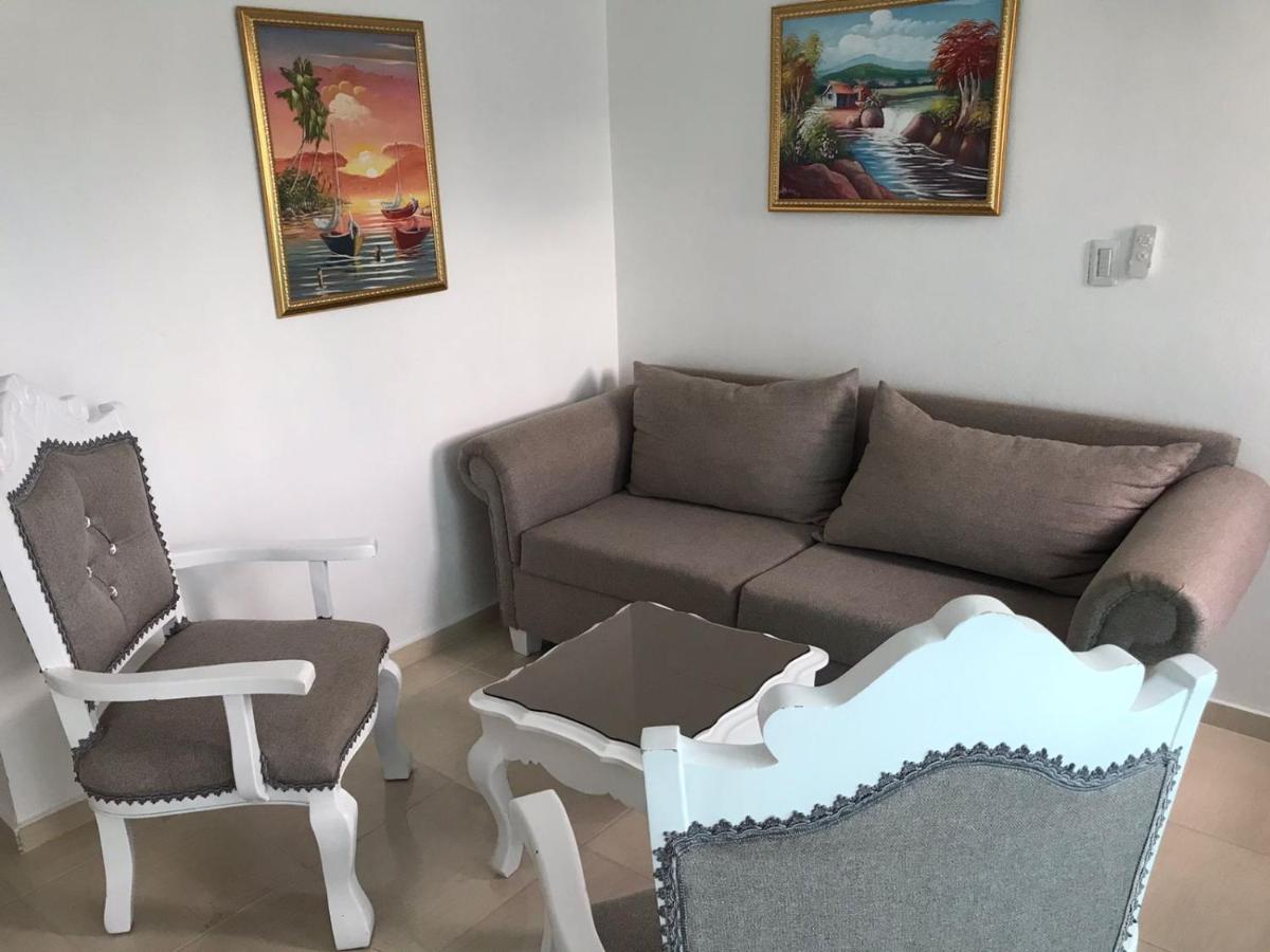 Apartamento Los Rieles Santiago De Los Caballeros Exterior foto