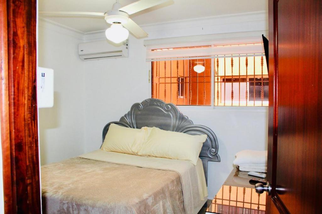 Apartamento Los Rieles Santiago De Los Caballeros Exterior foto