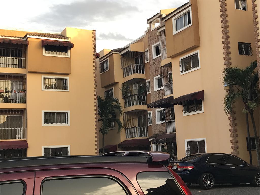 Apartamento Los Rieles Santiago De Los Caballeros Exterior foto